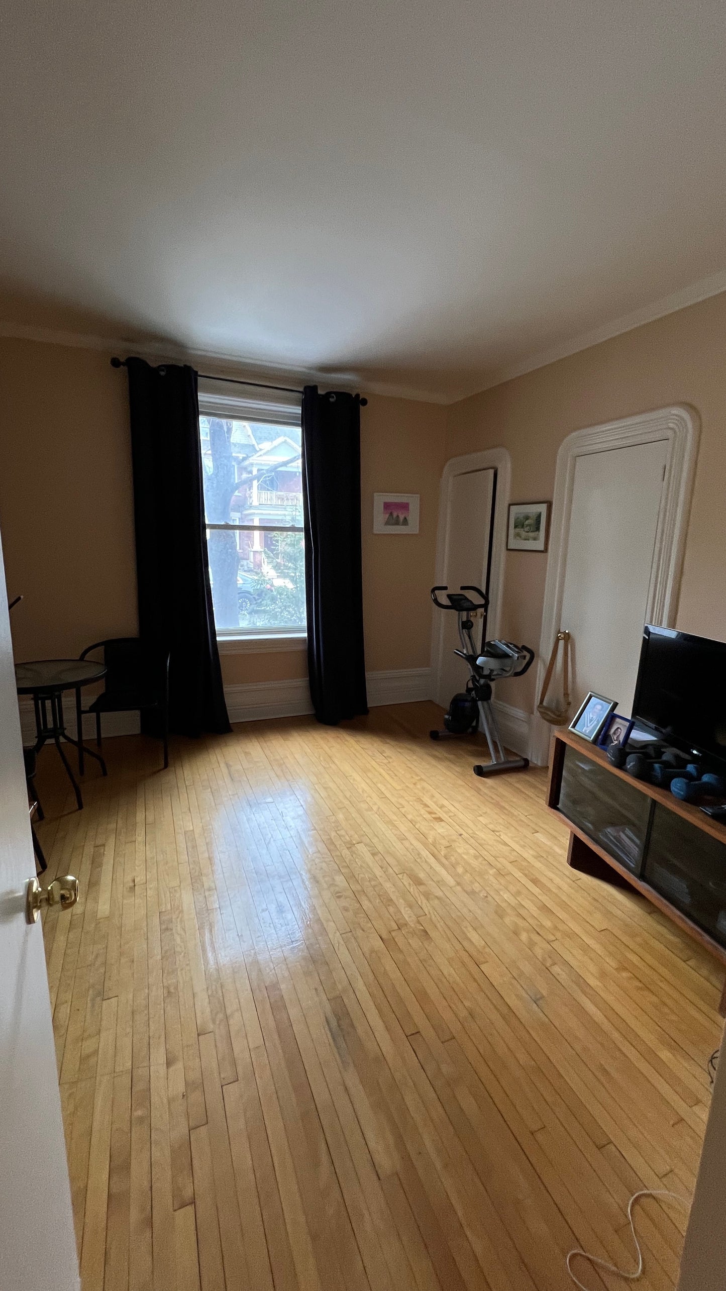 226 Second Ave, Ottawa, ON.